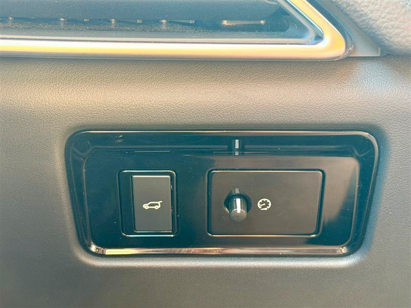 Used 2018 Jaguar F-PACE Prestige AWD/4WD image 19