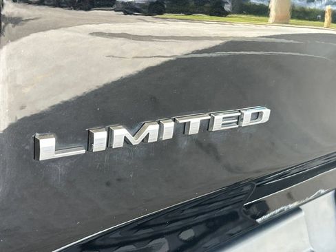 Used 2019 RAM 1500 Limited AWD/4WD image 21