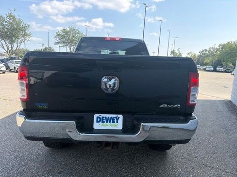 Used 2020 RAM 2500 Tradesman w/ Chrome Appearance Group AWD/4WD image 4