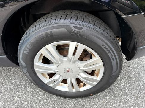 Used 2016 Cadillac SRX Luxury image 32