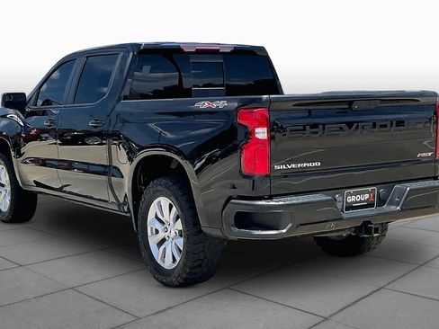 Used 2021 Chevrolet Silverado 1500 RST w/ Convenience Package II AWD/4WD image 11