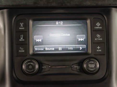 Used 2023 RAM 2500 Big Horn w/ Cold Weather Group image 18