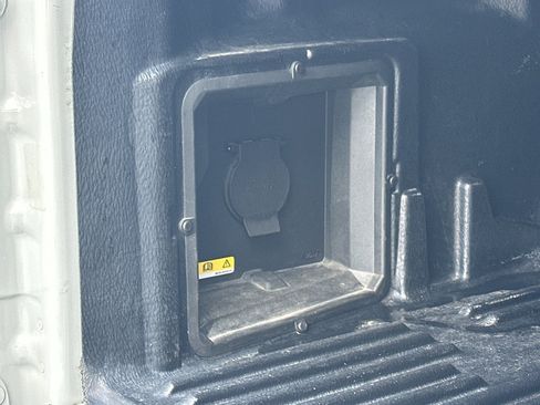 Used 2023 Ford F150 Lariat w/ Equipment Group 502A High image 10