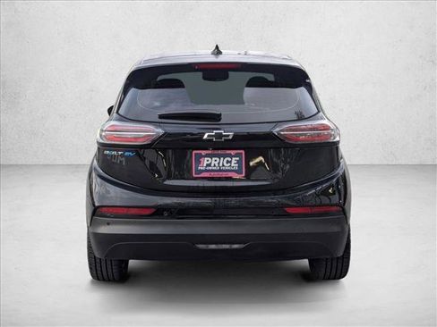Used 2022 Chevrolet Bolt LT image 7
