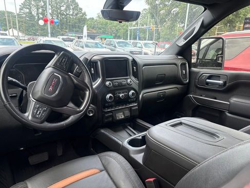 Used 2020 GMC Sierra 2500 AT4 w/ AT4 Premium Package AWD/4WD image 19