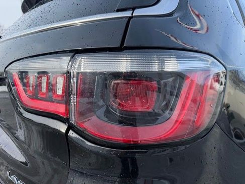 Used 2022 Jeep Compass Limited image 6