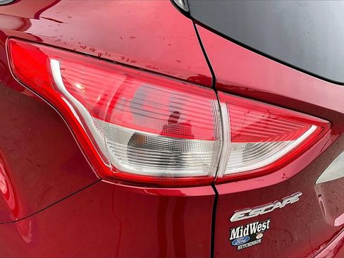 Used 2015 Ford Escape Titanium image 17