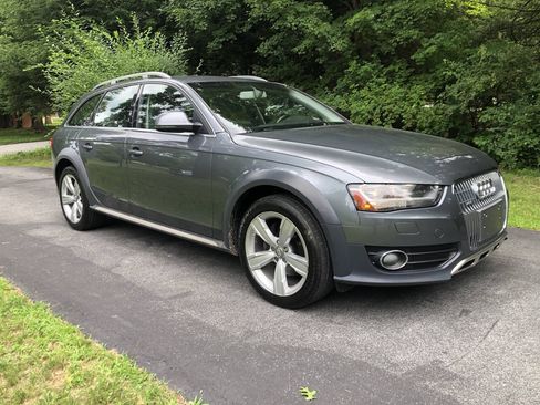 Used 2013 Audi A4 Premium AWD/4WD image 1