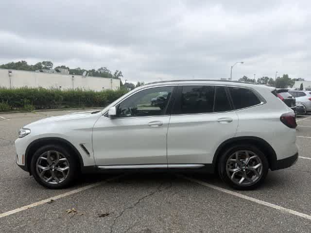 Used 2024 BMW X3 xDrive30i w/ Premium Package w/ZPA AWD/4WD image 11