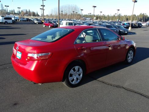 Used 2007 Toyota Camry LE FWD image 5