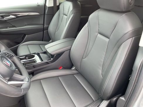 Used 2025 Buick Envision Preferred AWD/4WD image 10
