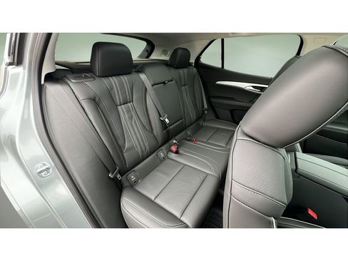Certified 2025 Buick Envision Avenir AWD/4WD image 31