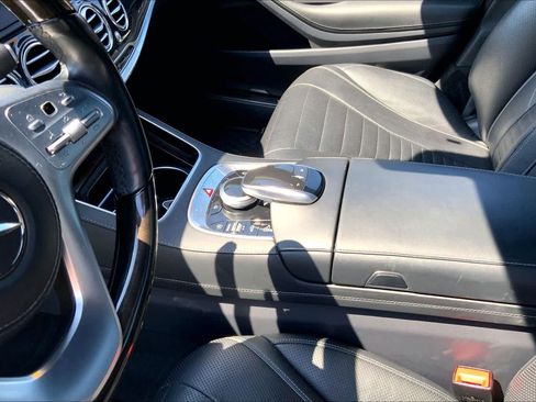 Used 2019 Mercedes-Benz S 560 4MATIC Sedan image 15
