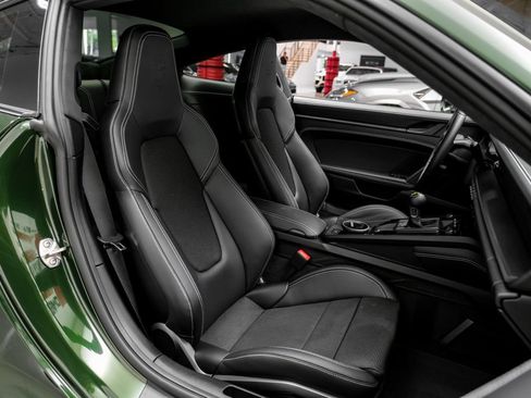 Used 2026 Porsche 911 GT3 RWD image 41