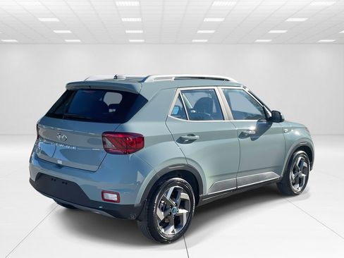 New 2026 Hyundai Venue SEL image 6