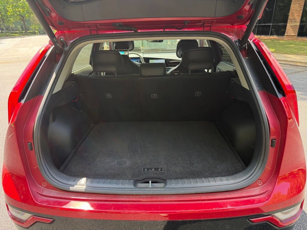 Used 2023 Kia Niro Wave w/ Wave Preserve Package FWD image 18