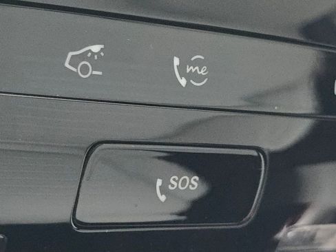 New 2026 Mercedes-Benz GLC 300 4MATIC image 9