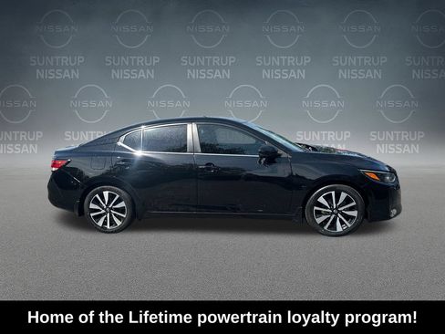 Used 2024 Nissan Sentra SV w/ SV Premium Package FWD image 7