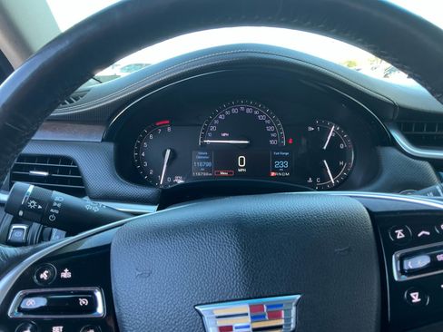 Used 2019 Cadillac XTS Luxury image 9