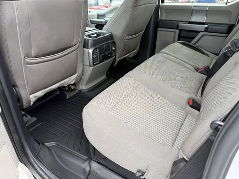 Used 2021 Ford F350 XLT w/ XLT Premium Package AWD/4WD image 18