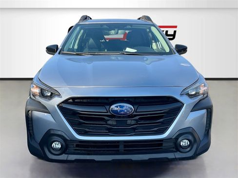 Used 2024 Subaru Outback Onyx Edition XT image 2