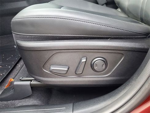 Used 2025 Kia Sorento S w/ Panoramic Sunroof Package image 14