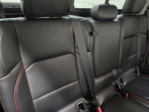 Used 2023 Jeep Gladiator Rubicon w/ LED Lighting Group image 22