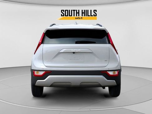 New 2026 Kia Niro EX FWD image 5