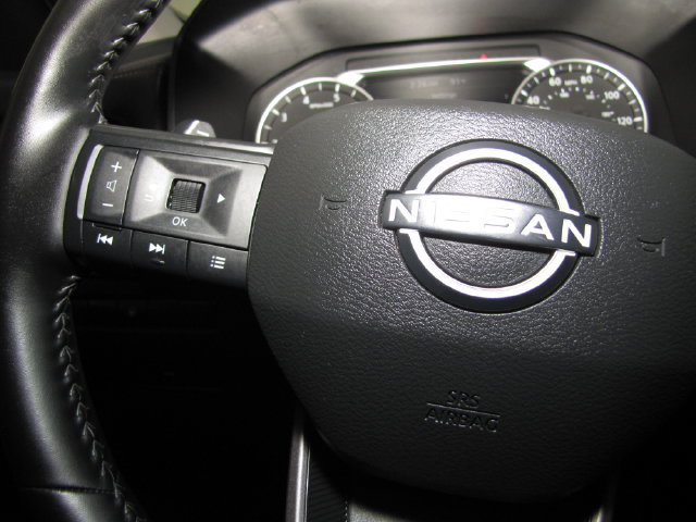 Used 2025 Nissan Rogue SV FWD image 28