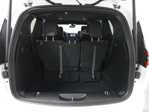 New 2027 Chrysler Pacifica Select FWD image 25