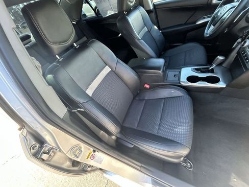 Used 2013 Toyota Camry SE image 22