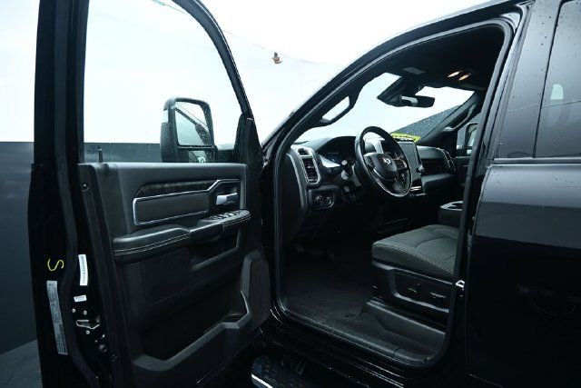Used 2024 RAM 2500 Big Horn w/ Safety Group AWD/4WD image 12