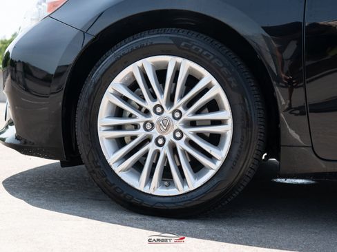 Used 2014 Lexus ES 350 w/ Luxury Package FWD image 10