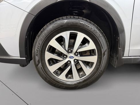 Used 2020 Subaru Outback Premium AWD/4WD image 14