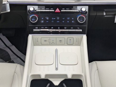 New 2025 Hyundai Santa Fe Calligraphy image 20