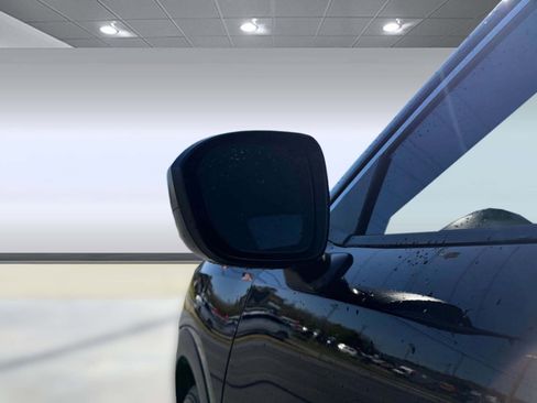 Certified 2025 Nissan Kicks S image 23