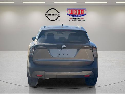 New 2026 Nissan Kicks SR FWD image 4