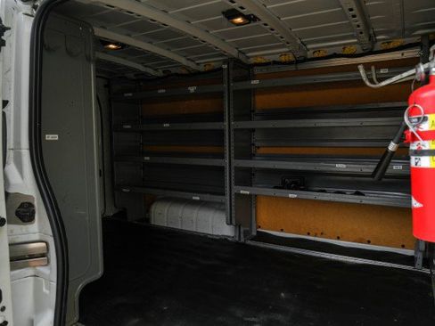 Used 2020 Nissan NV 2500 SV w/ Navigation Package image 32