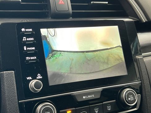 Used 2020 Honda Civic Sport image 17