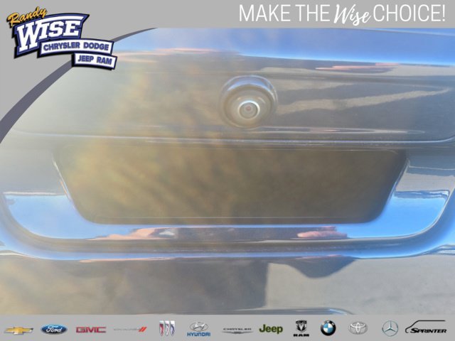 Used 2023 RAM 1500 Laramie AWD/4WD image 12