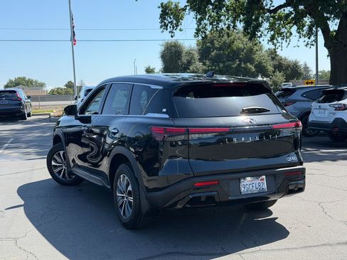 Used 2023 INFINITI QX60 Pure FWD image 9