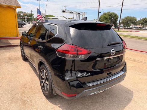 Used 2020 Nissan Rogue SL w/ Premium Package FWD image 3