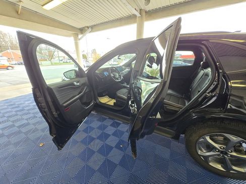 Used 2023 Ford Escape ST-Line w/ Tech Pack #1 image 24