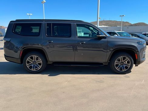 New 2026 Jeep Grand Wagoneer 4WD image 6