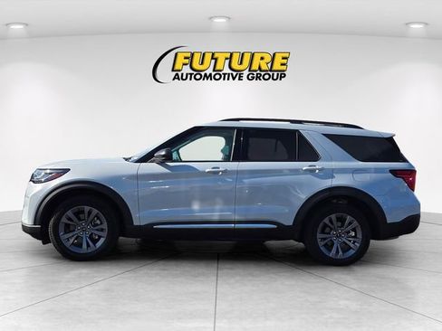 Certified 2025 Ford Explorer Active w/ Active Comfort Package AWD/4WD image 7