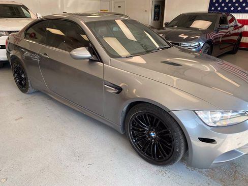 Used 2011 BMW M3 Coupe RWD image 3