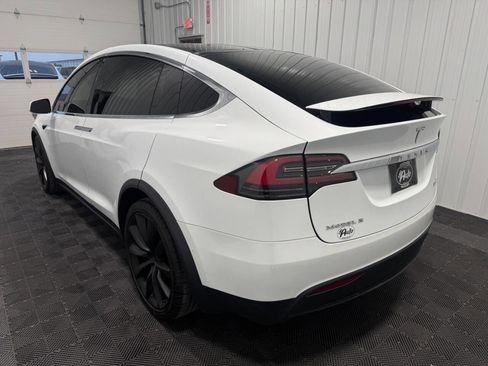 Used 2017 Tesla Model X P100D image 5