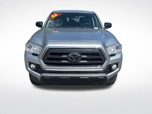 Used 2023 Toyota Tacoma SR5 RWD image 2