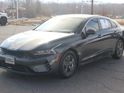 Used 2021 Kia K5 LXS image 3