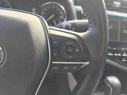 Used 2018 Toyota Camry XLE w/ Audio Package image 24